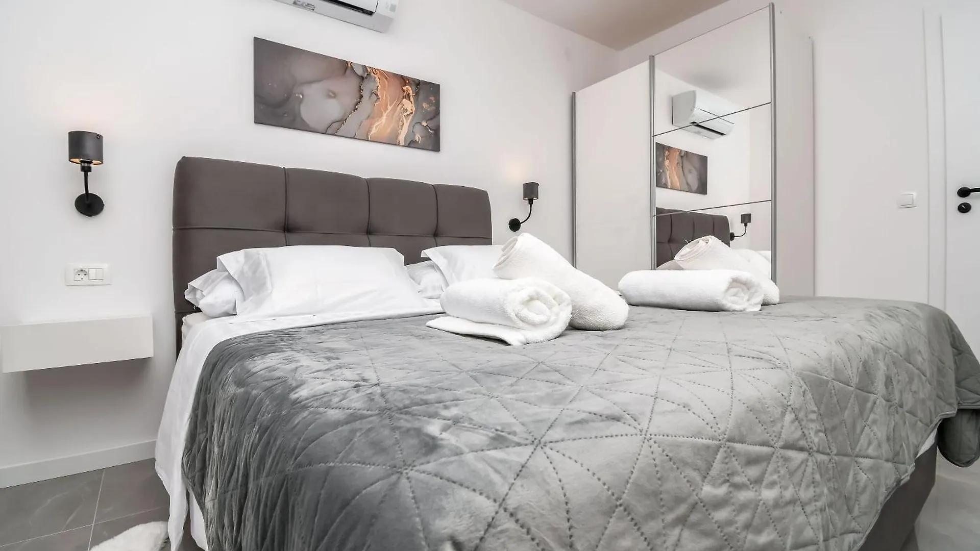 Apartment Silver Shine Trogir 0*,  Croatia